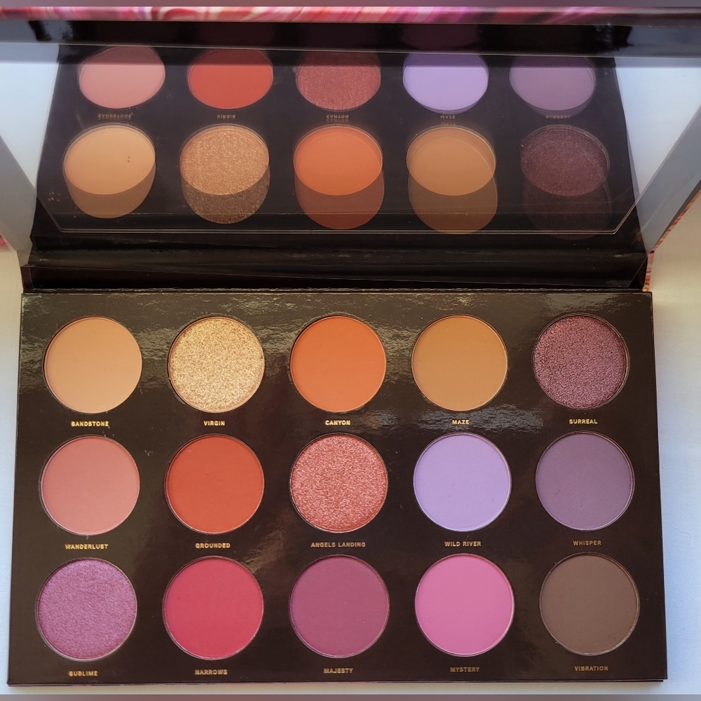 Hipdot Zion Eyeshadow Palette